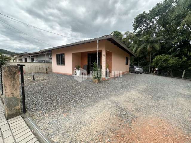 Casa com 2 quartos à venda no Rio Branco, Brusque , 72 m2 por R$ 550.000