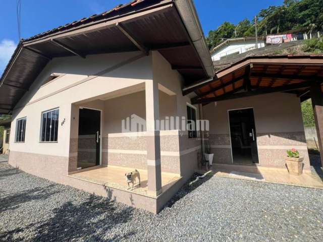 Casa com 3 quartos à venda no Primeiro de Maio, Brusque , 100 m2 por R$ 430.000