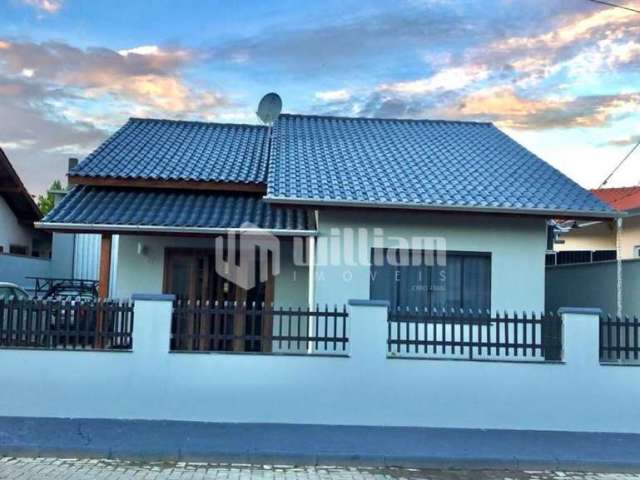 Casa com 3 quartos à venda no Limoeiro, Brusque , 104 m2 por R$ 850.000