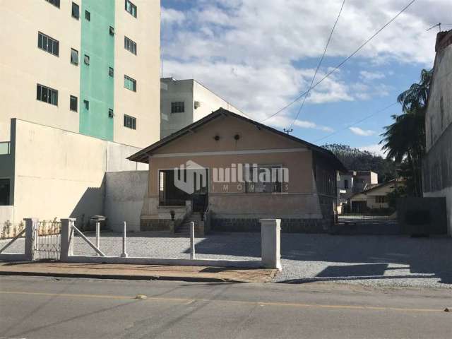 Casa à venda no Guarani, Brusque  por R$ 2.500.000