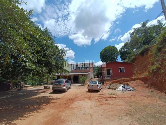 Casa à venda no Poço Fundo, Brusque  por R$ 999.000