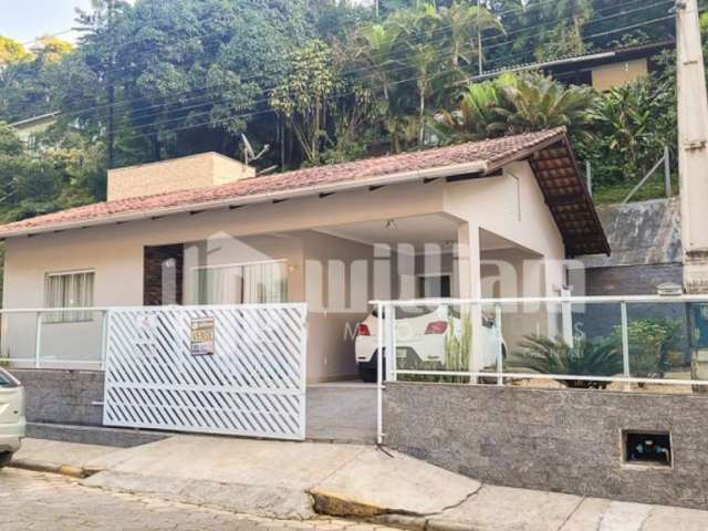 Casa com 2 quartos à venda no Azambuja, Brusque , 71 m2 por R$ 699.000