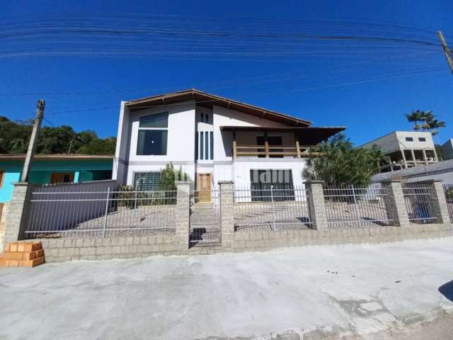 Casa com 4 quartos à venda no Centro I, Brusque , 500 m2 por R$ 2.200.000