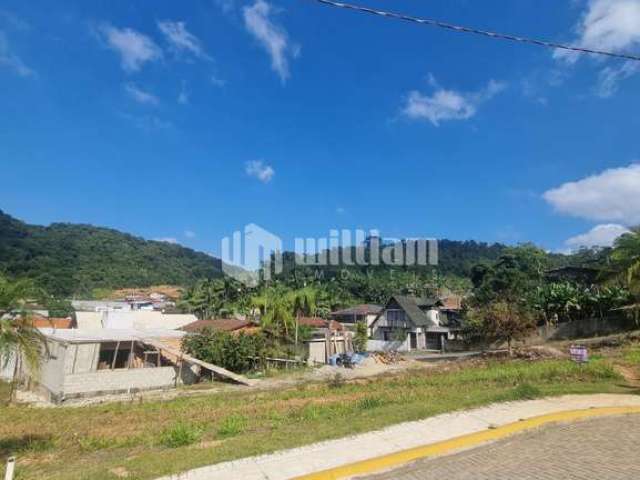 Terreno à venda no Bateas, Brusque , 289 m2 por R$ 265.000