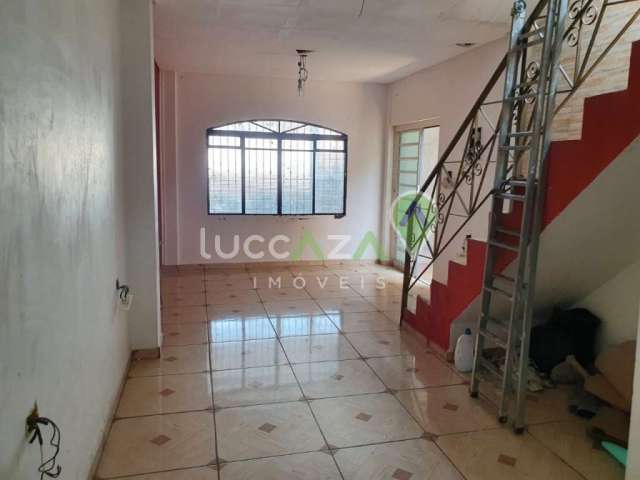 Casa com 4 quartos à venda no Jardim Primavera, Jacareí , 190 m2 por R$ 330.000