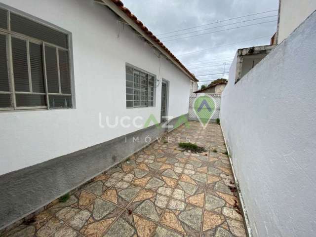 Casa com 2 quartos à venda na Vila Aprazível, Jacareí , 130 m2 por R$ 245.000