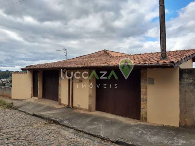 Casa com 3 quartos à venda no Jardim São José, Santa Branca , 195 m2 por R$ 530.000