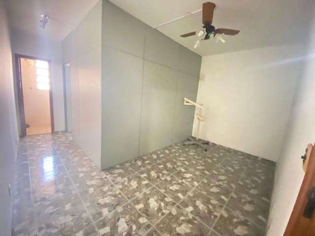 Sala comercial com 1 sala à venda na Estrada do Galeão, Jardim Carioca, Rio de Janeiro, 31 m2 por R$ 110.000