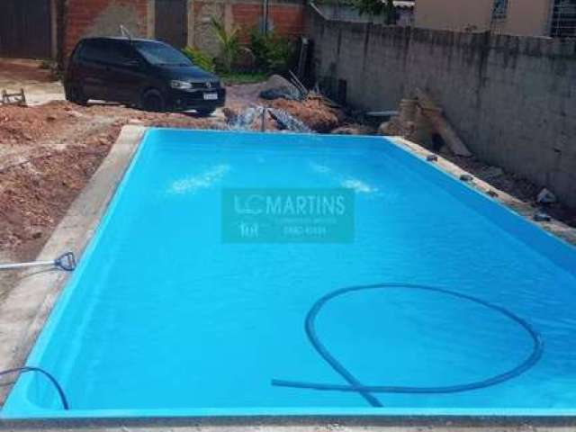 Excelente lote plano de 360m com piscina e área gourmet no bairro Tiradente