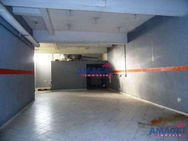 Sala comercial à venda no São João, Jacareí  por R$ 750.000