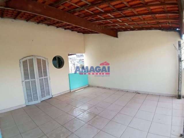 Casa com 2 quartos à venda no Jardim Paraíso, Jacareí  por R$ 280.000