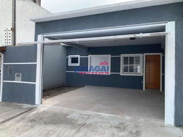 Casa com 3 quartos à venda no Residencial Parque dos Sinos, Jacareí  por R$ 460.000