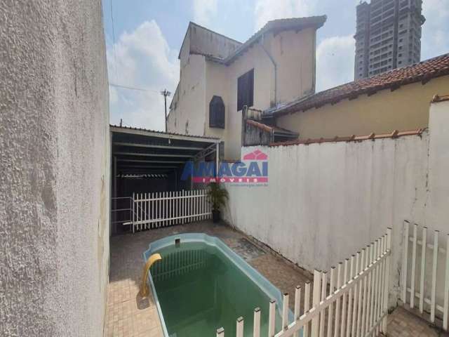 Casa com 2 quartos à venda no Jardim Luiza, Jacareí  por R$ 340.000