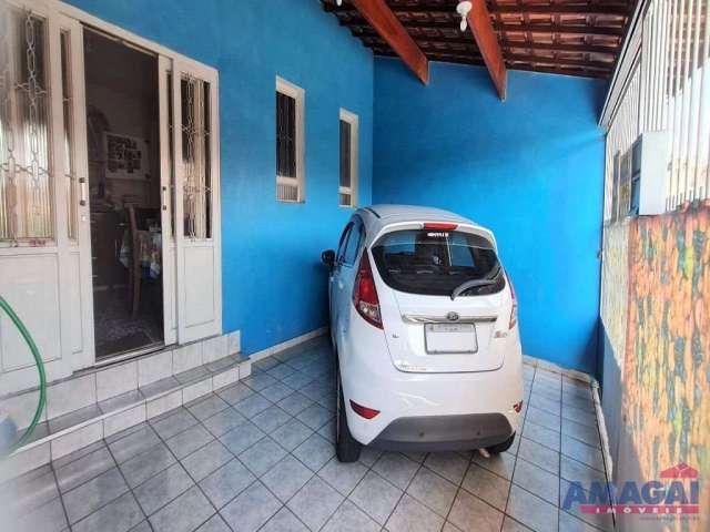 Casa com 3 quartos à venda no Jardim das Indústrias, Jacareí  por R$ 291.400