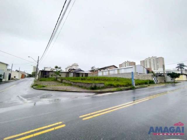 Terreno comercial para alugar no Loteamento Villa Branca, Jacareí  por R$ 1.800