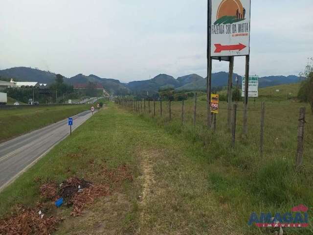 Terreno à venda no Parateí do Meio, Jacareí 