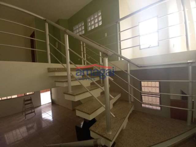 Casa com 3 quartos à venda no Parque dos Príncipes, Jacareí  por R$ 395.000