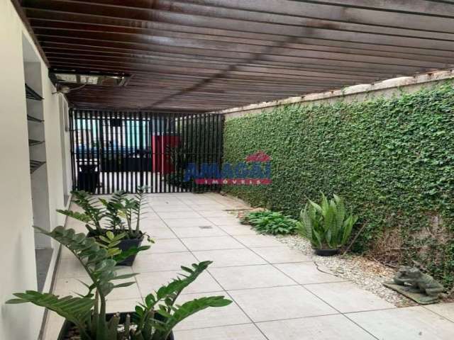 Sala comercial à venda no Centro, Jacareí  por R$ 420.000