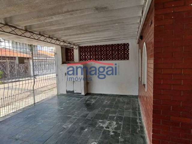 Casa com 3 quartos à venda na Vila Martinez, Jacareí  por R$ 340.000