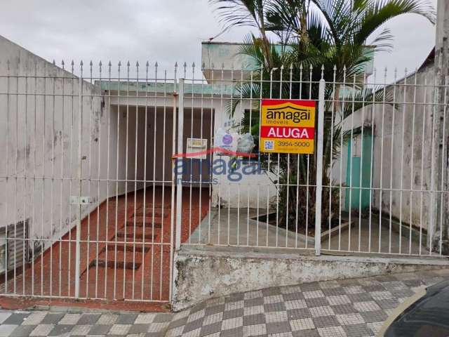 Casa com 2 quartos para alugar no Centro, Jacareí  por R$ 1.500