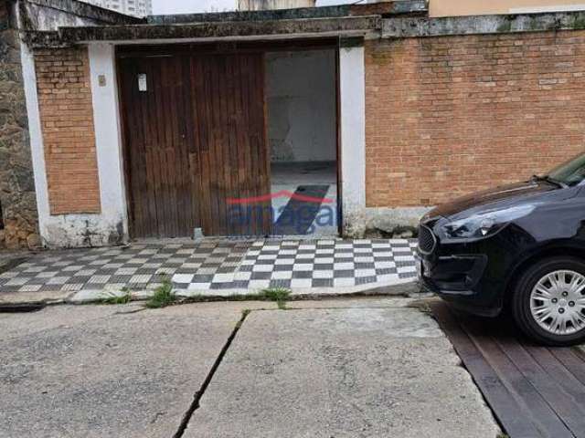 Casa com 2 quartos à venda no Centro, Jacareí  por R$ 375.000