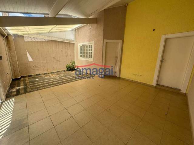 Casa com 3 quartos à venda no Jardim Altos de Santana II, Jacareí  por R$ 530.000