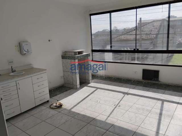 Sala comercial para alugar no Centro, Jacareí  por R$ 1.200