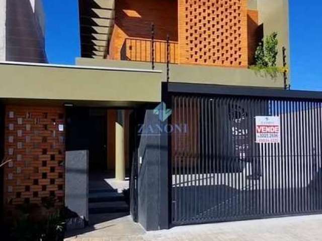 Luxuoso Sobrado Ecológico de Alto Padrão à venda com 3 Quartos, 1 Suite, 2 Vagas, 178M², BOM JARDIM