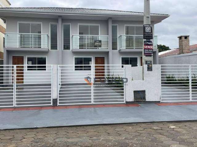 Sobrado com 2 dormitórios à venda, 63 m² por R$ 330.000,00 - Barra do Aririú - Palhoça/SC