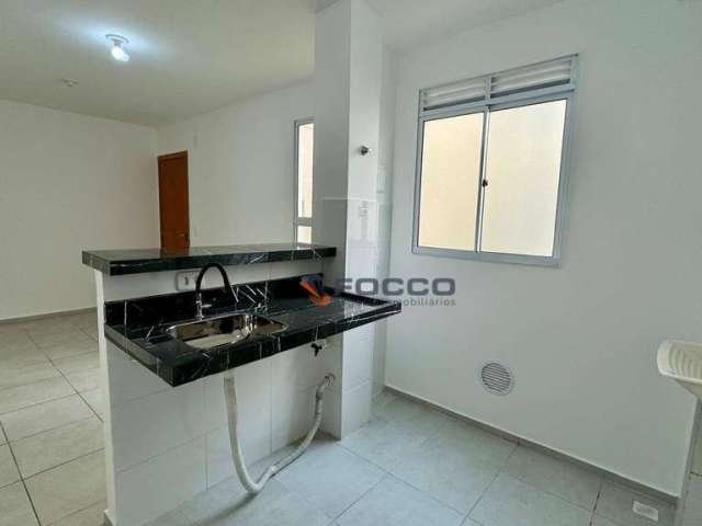 Apartamento térreo com 2 dormitórios à venda, 45 m² por R$ 245.000 - Forquilhas - São José/SC