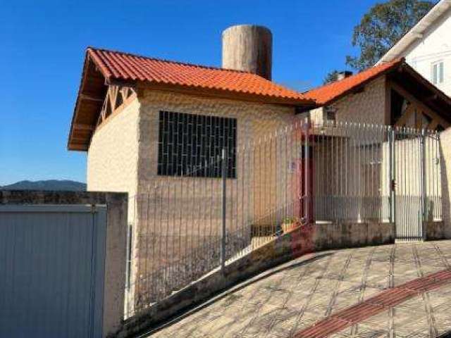 Casa com 3 quartos à venda na Rua Doutor Eros Merlin, 67, Centro, Florianópolis por R$ 1.650.000