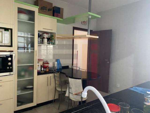 Casa com 4 quartos à venda na Rua José Ventura, 66, Trindade, Florianópolis por R$ 950.000