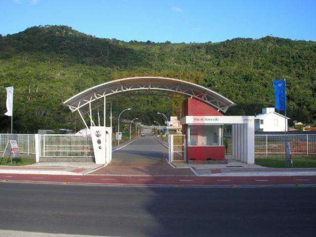 Casa em condomínio fechado com 4 quartos à venda na Avenida Luiz Boiteux Piazza, 4500, Cachoeira do Bom Jesus, Florianópolis por R$ 2.400.000