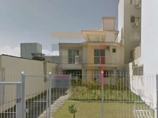 Casa com 3 quartos à venda na Rua José de Araújo, 27, Barreiros, São José por R$ 1.800.000