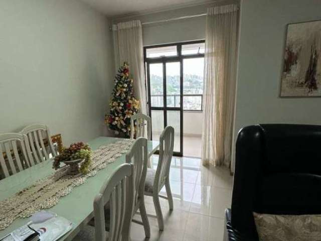 Apartamento com 2 dormitórios à venda, 109 m² por R$ 590.000,00 - São Mateus - Juiz de Fora/MG