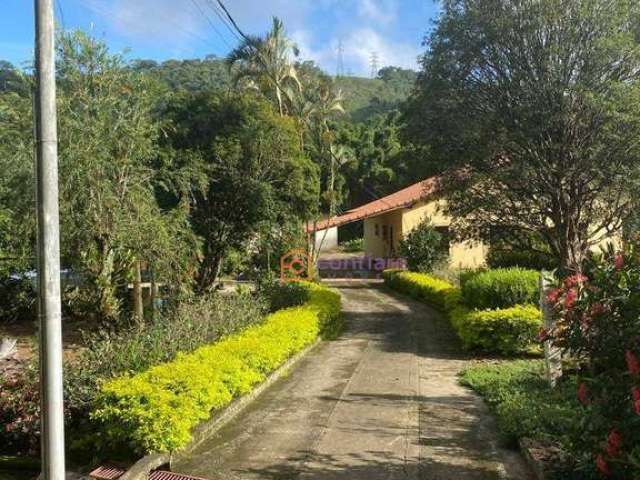 Excelente Granja dentro da cidade, no Barreira do Triunfo