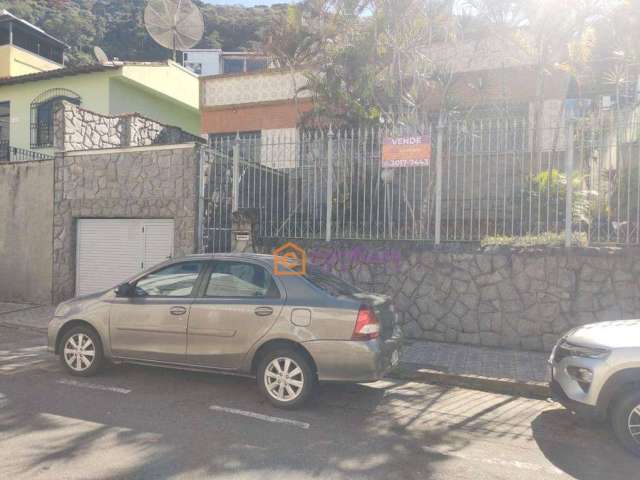 Casa com 3 dormitórios à venda, 122 m² por R$ 750.000,00 - São Mateus - Juiz de Fora/MG