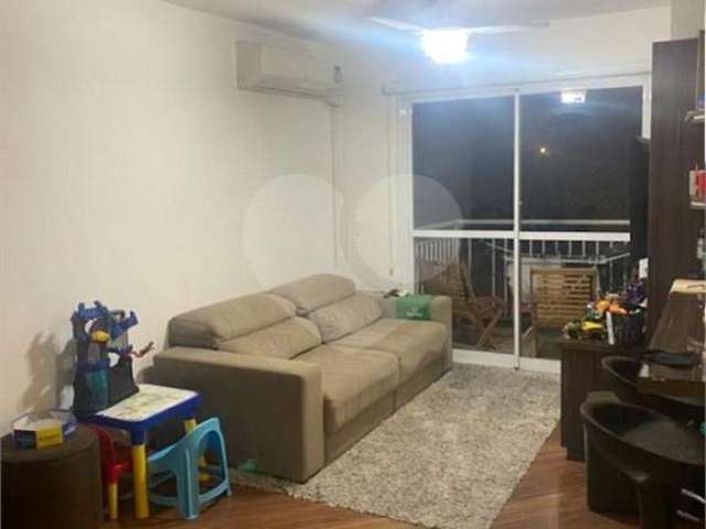 Apartamento com 3 quartos à venda em Vila Ipiranga - RS