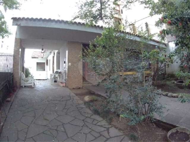 Casa com 4 quartos à venda em Floresta - RS