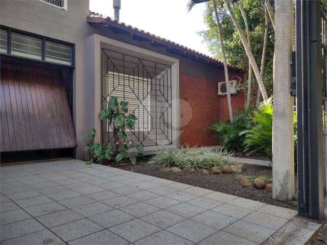 Casa com 4 quartos à venda em Jardim Sabará - RS