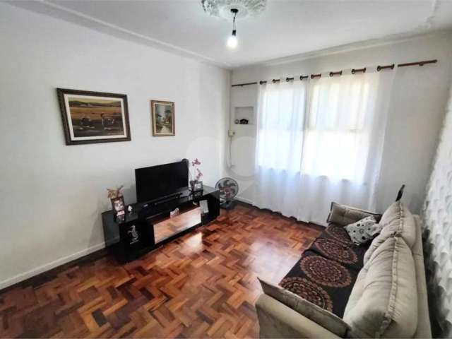 Apartamento com 2 quartos à venda em Petrópolis - RS