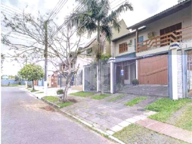 casa de 3 dormitórios  3 vagas e piscina no bairro Santa Fé