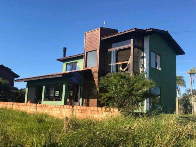 Casa à venda no bairro Ibiraquera - Imbituba/SC