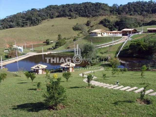 Oportunidade Imperdível: Fazenda de 9 Alqueires em Arujá-SP com Infraestrutura Completa, Documentação OK e Lazer