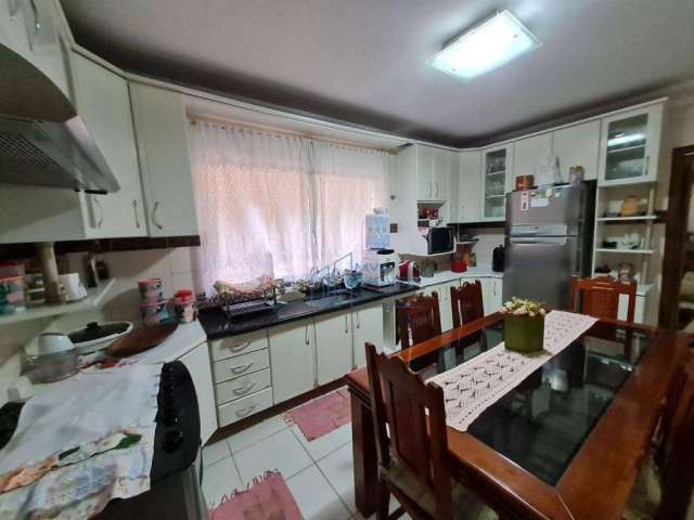 Encante-se com este Lindo Sobrado à venda, com 3 dormitórios, 145 m² por R$ 650.000 - Jardim Santa Clara - Guarulhos/SP