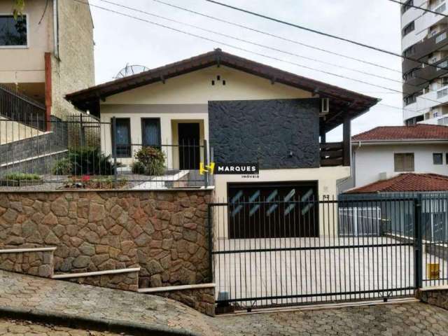 Casa à venda, 3 quartos, 1 suíte, 2 vagas, Anita Garibaldi - Joinville/SC