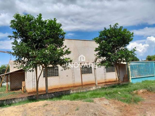 Rancho com 3 dormitórios à venda, 120 m² por R$ 350.000,00 - Santa Maria - Itumbiara/GO