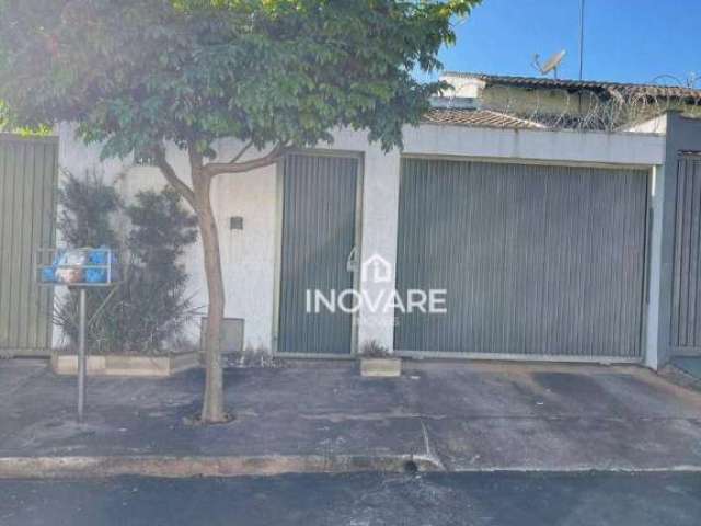 Casa com 3 dormitórios à venda, 120 m² por R$ 270.000,00 - Paranaiba - Itumbiara/GO