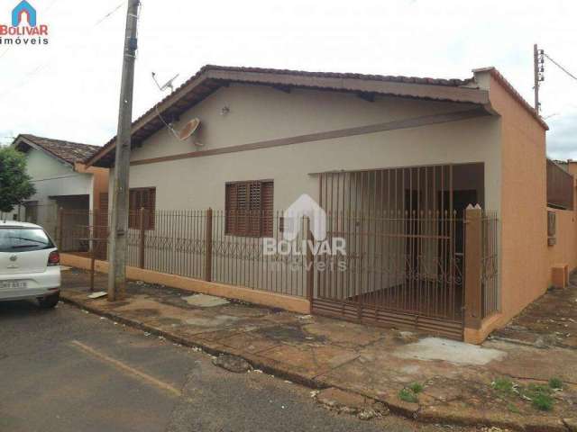 Casa com 3 dormitórios à venda, 180 m² por R$ 320.000,00 - Setor Anhangüera - Itumbiara/GO