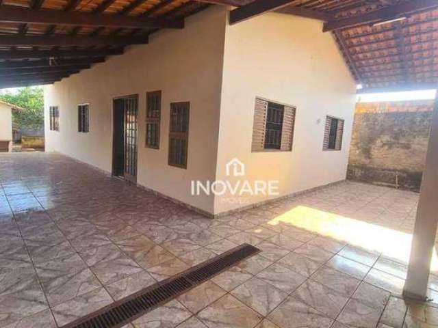 Casa com 3 dormitórios à venda, 196 m² por R$ 290.000,00 - Setor Afonso Pena - Itumbiara/GO